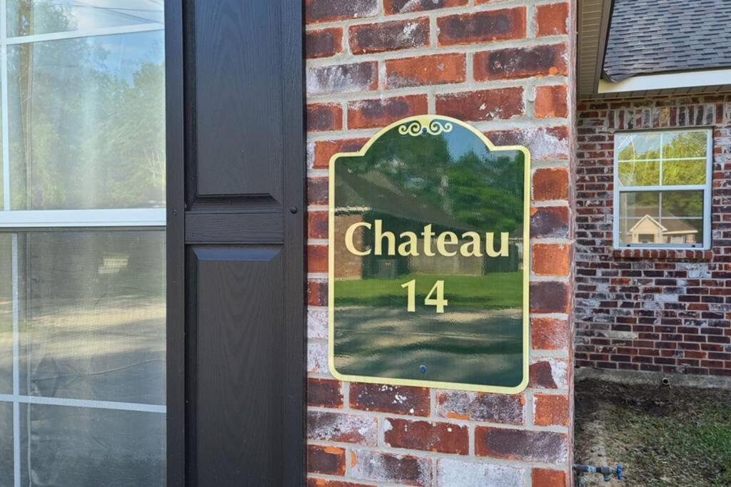 Chateau 14 Hammond Exterior photo